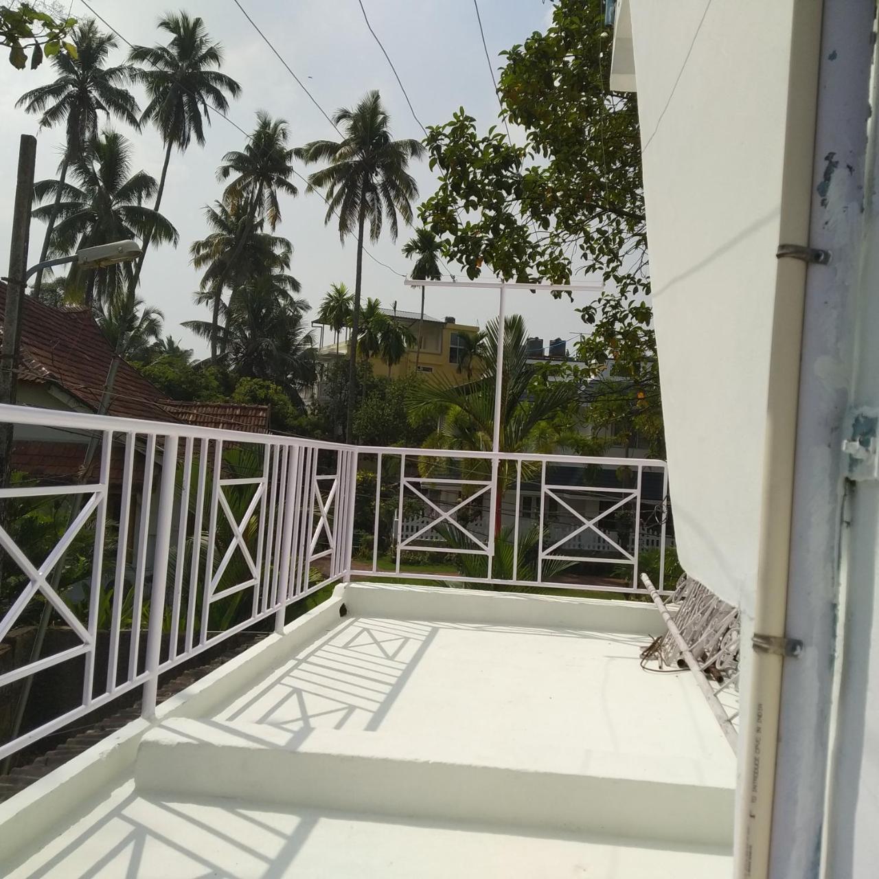 Fort Kochi Casa Feliz Bed & Breakfast エクステリア 写真